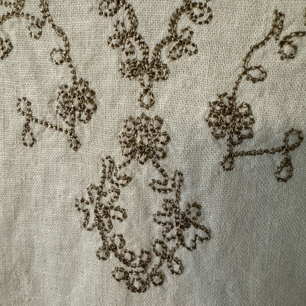 White Stag Linen and Rayon Cream Tunic. EUC. Size XL 16/18. - Picture 4 of 5